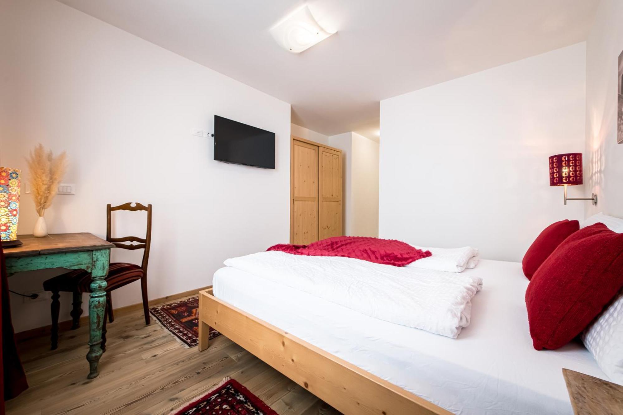 Am Schloss Guest House Brunico Chambre photo