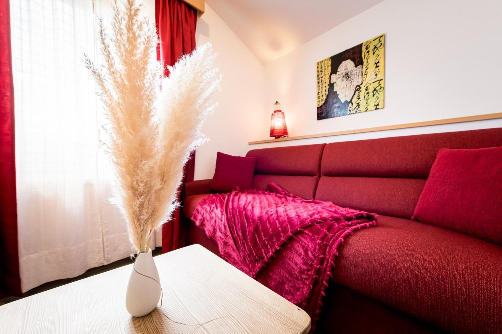 Am Schloss Guest House Brunico Chambre photo